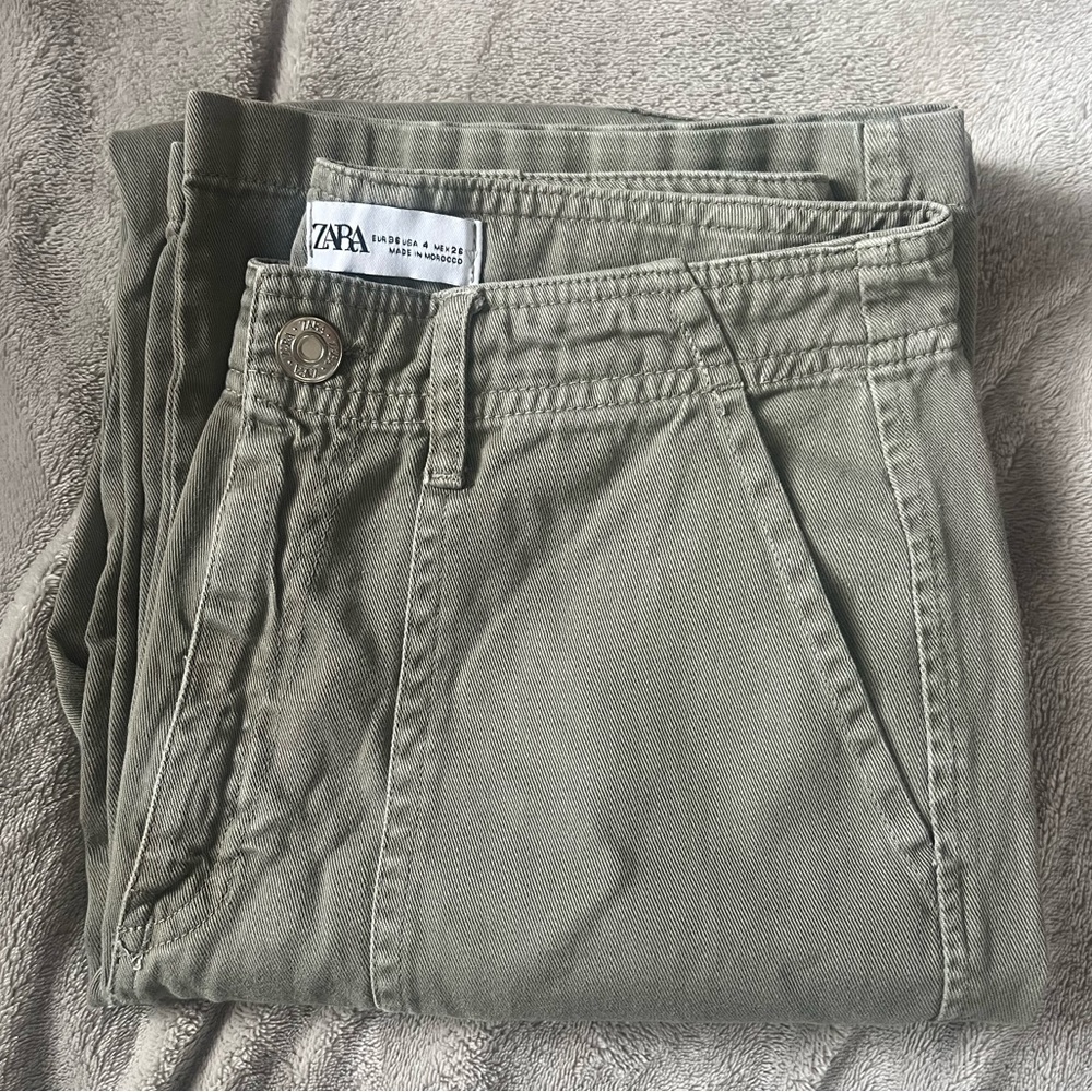 ZARA Green Cargo Pants